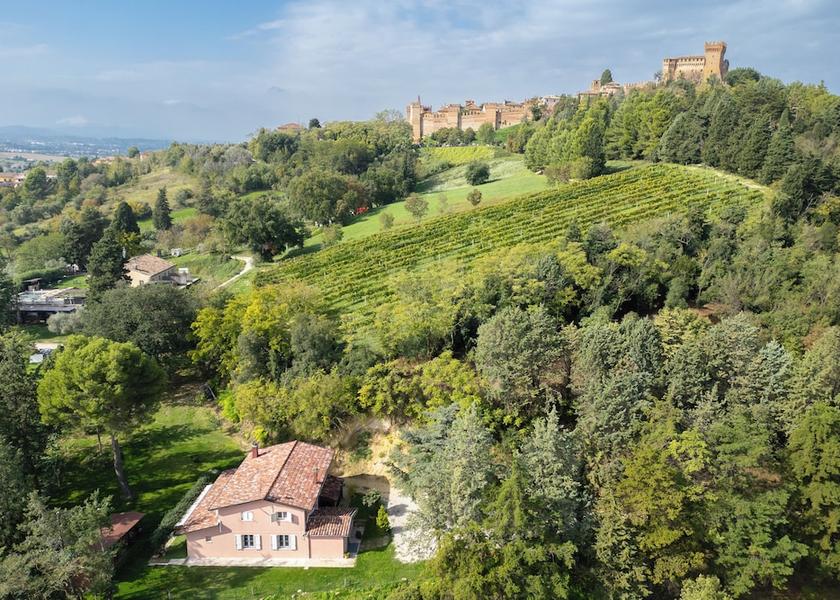 Marche Gradara Primary image