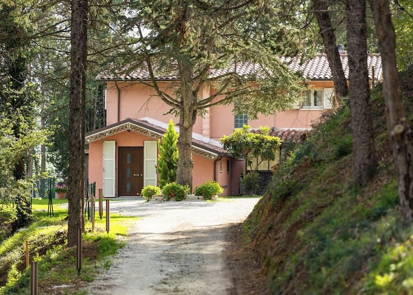 Marche Gradara Garden