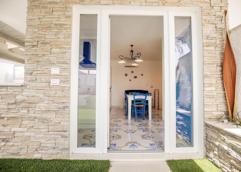 Calabria Gioia Tauro Living Area