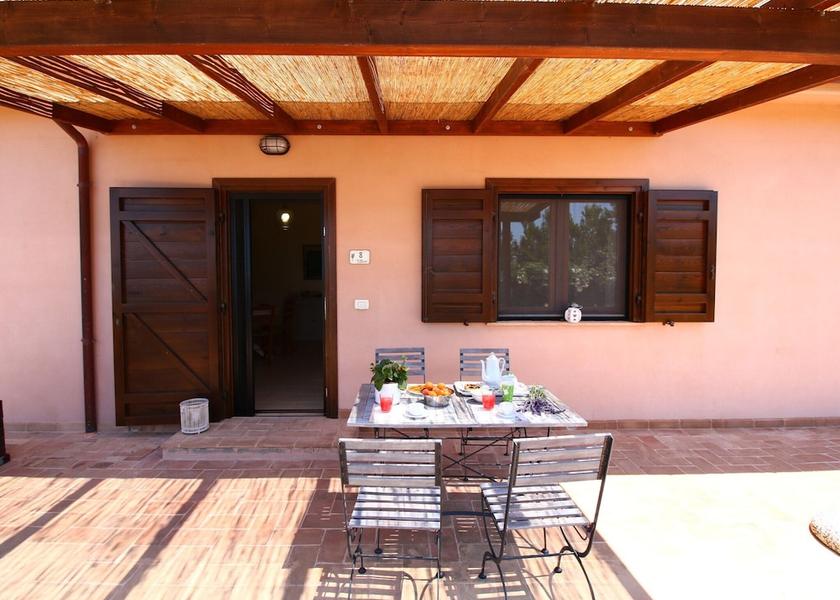 Lazio Montalto di Castro Dining Area