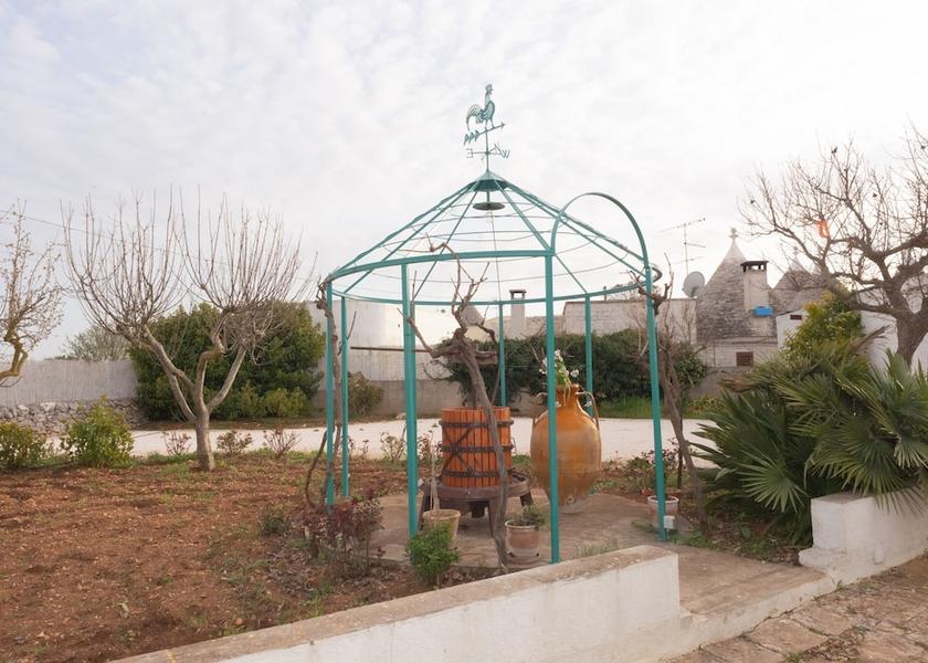 Puglia Locorotondo Garden