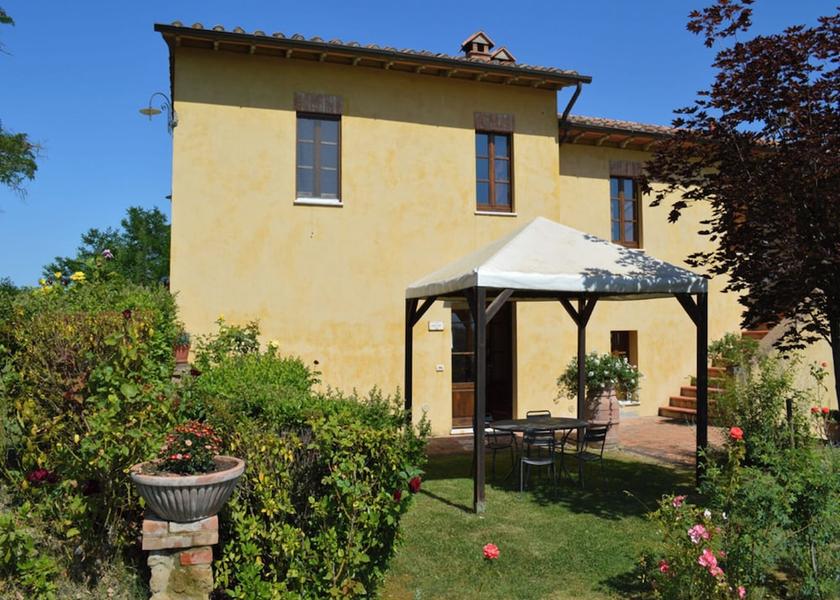 Tuscany Asciano Entrance