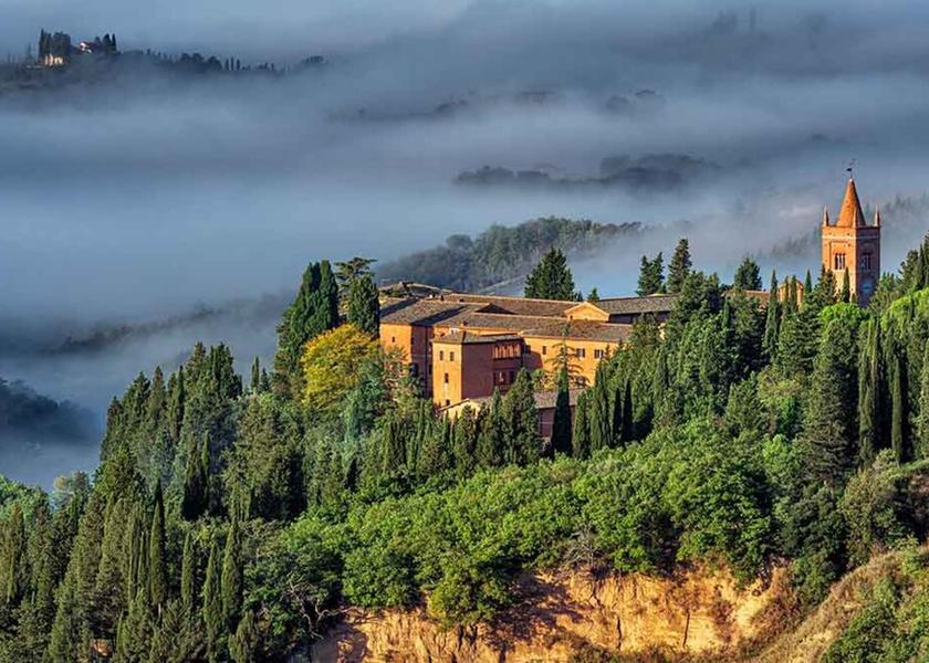 Tuscany Asciano Exterior Detail