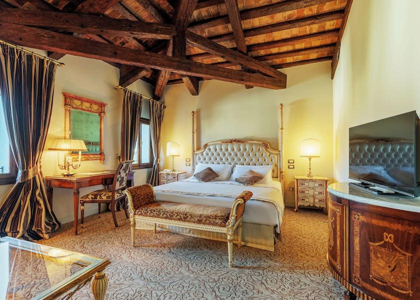 Veneto Mussolente Room