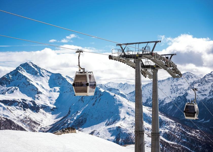 Piedmont Sauze di Cesana Snow and Ski Sports