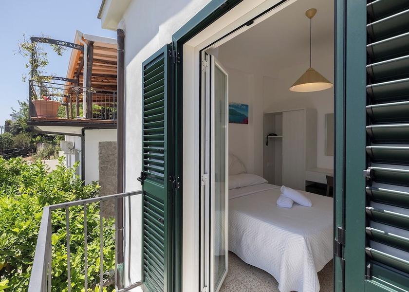Campania Furore Room