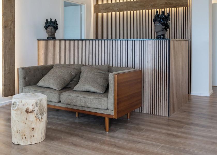 Sicily Vittoria Reception