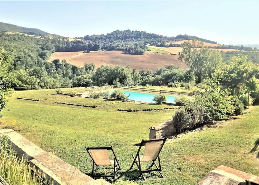 Umbria Monte Castello di Vibio Property Grounds