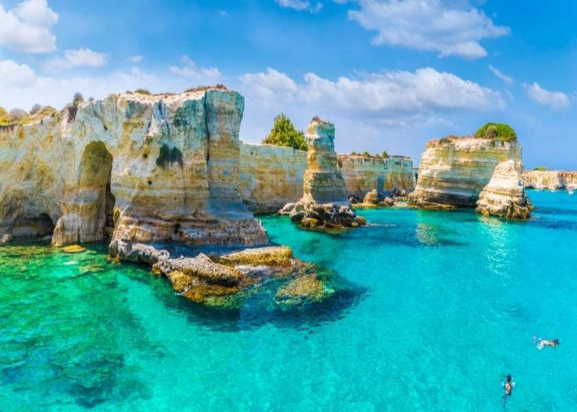 Puglia Cannole Exterior Detail