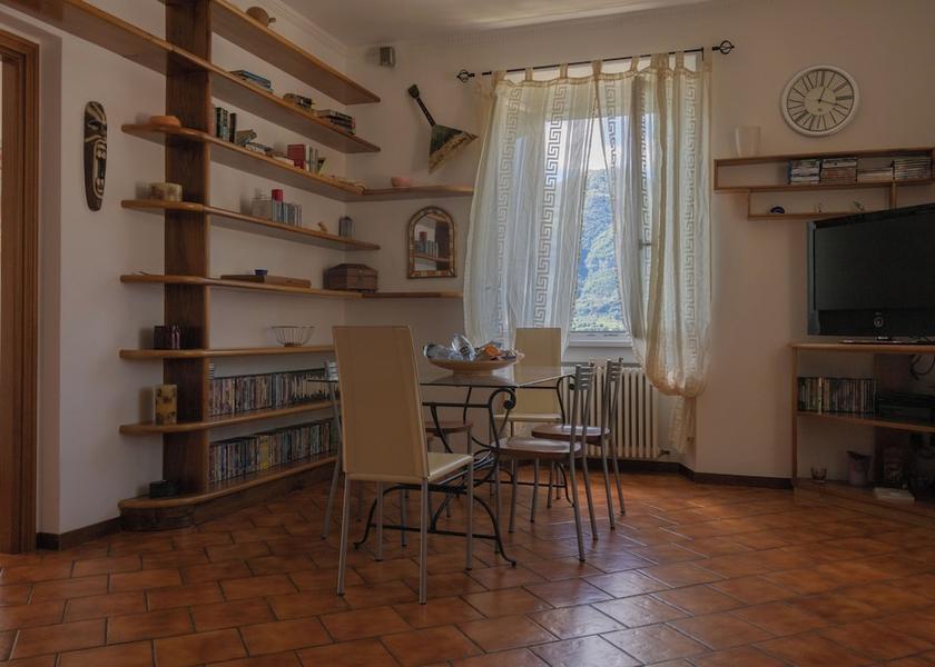 Lombardy Lezzeno Living Area