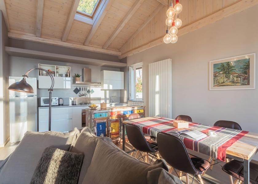 Lombardy Brunate Living Area