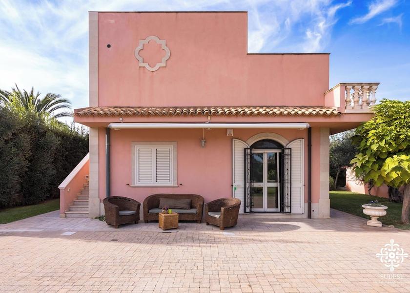 Sicily Santa Croce Camerina Facade