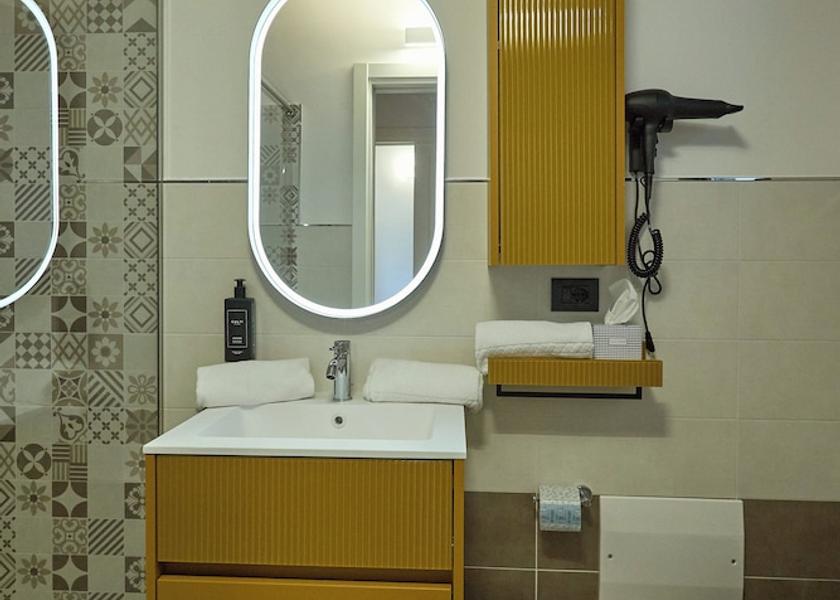 Abruzzo Teramo Bathroom