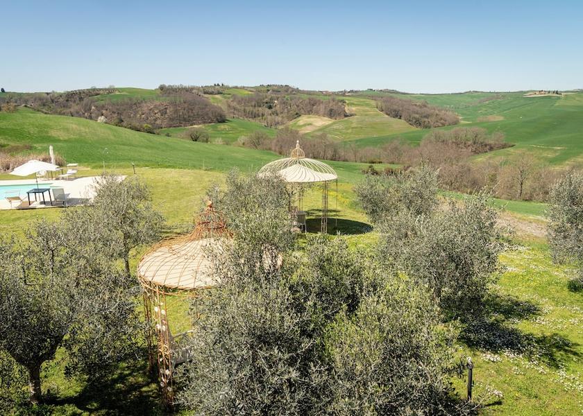 Tuscany Asciano Exterior Detail