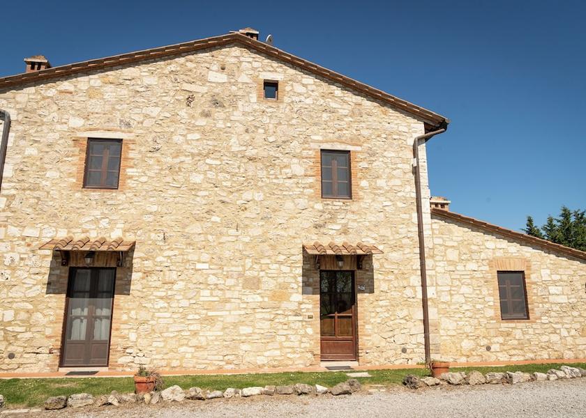 Tuscany Asciano Exterior Detail