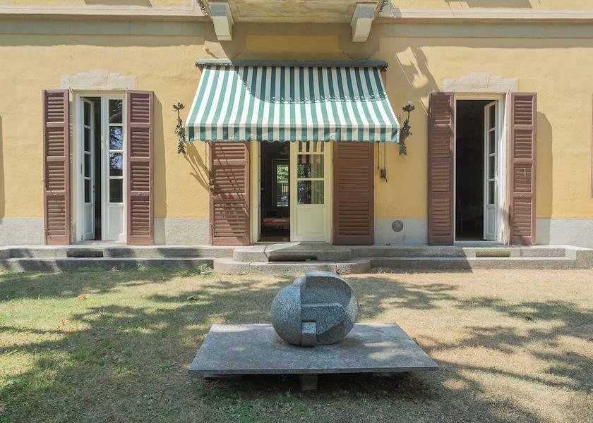 Lombardy Albavilla Garden