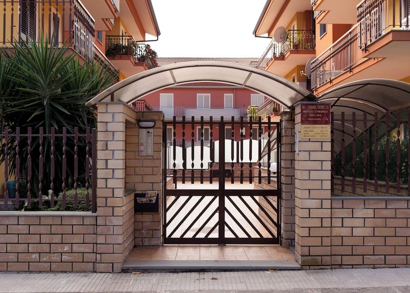 Sicily Linguaglossa Exterior Detail