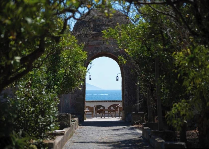 Campania Procida Exterior Detail