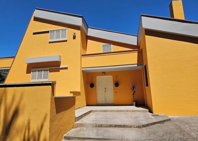 Lazio Arce Exterior Detail