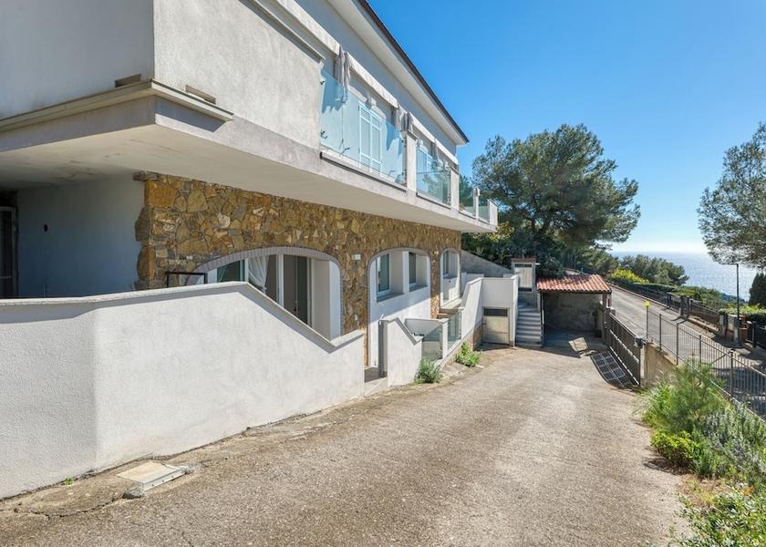 Liguria Laigueglia Facade