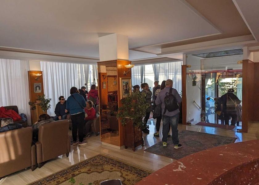 Abruzzo Scanno Reception