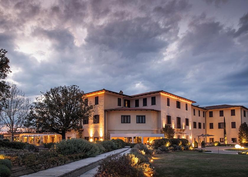 Tuscany Rapolano Terme Facade