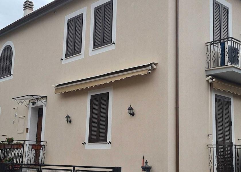 Umbria Amelia Primary image