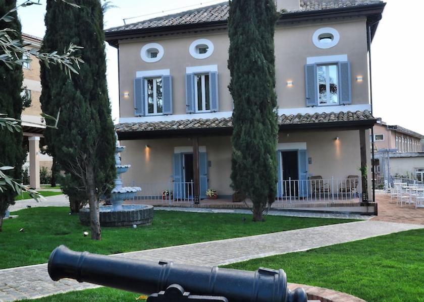 Lazio Bassano Romano Exterior Detail