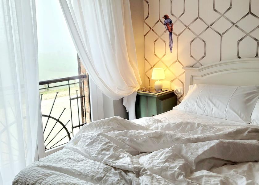 Piedmont Dogliani Room