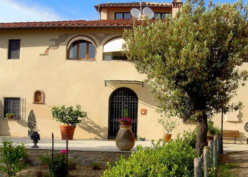 Tuscany Terranuova Bracciolini Facade