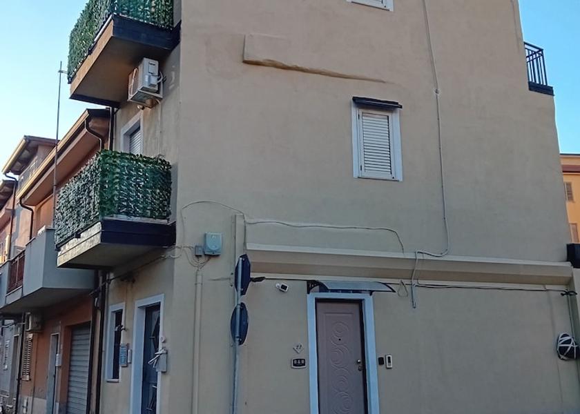 Calabria Gioia Tauro Facade