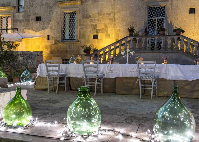 Puglia Cursi Exterior Detail