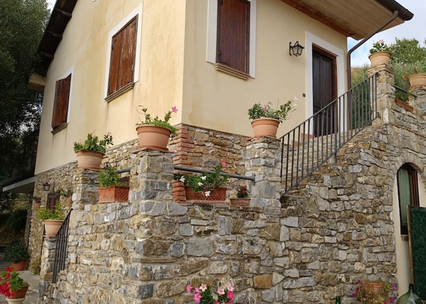 Campania Ascea Facade