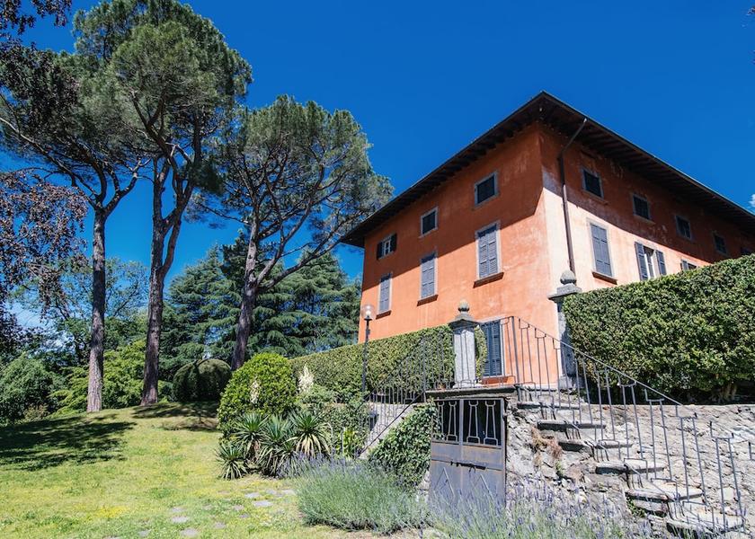 Lombardy Tavernerio Room