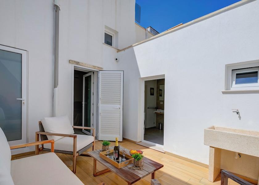 Puglia Melissano Interior Entrance