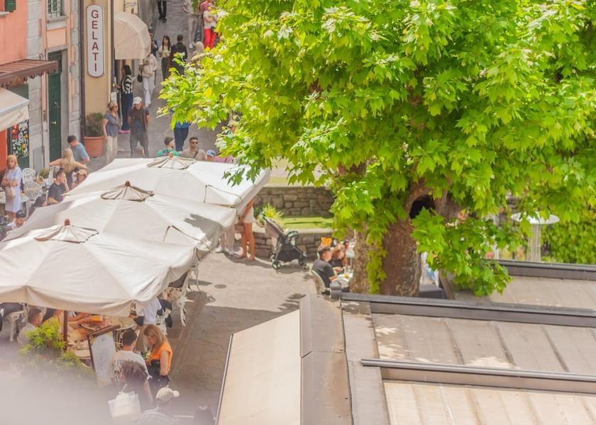 Lombardy Varenna Room