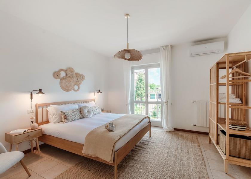 Lombardy San Fermo della Battaglia Room