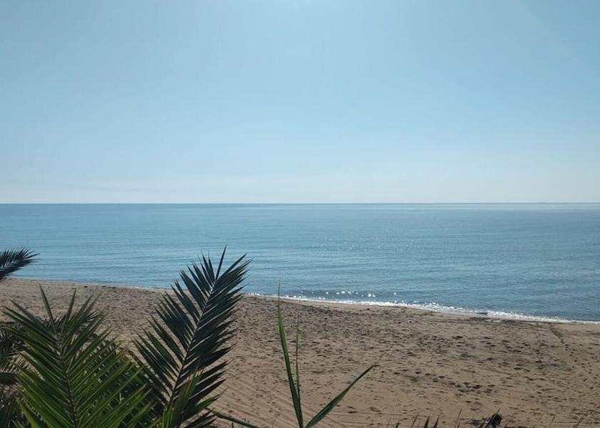 Calabria Isola di Capo Rizzuto Beach