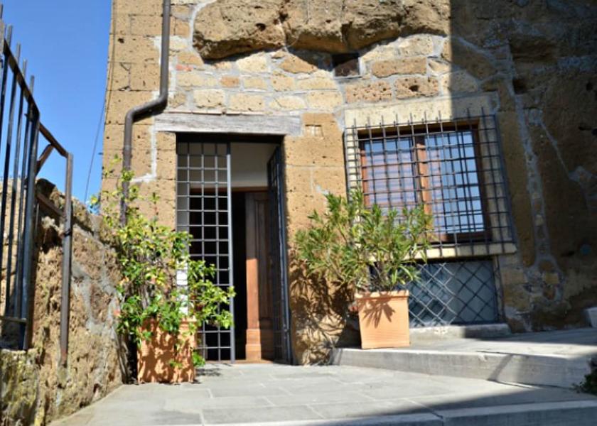 Tuscany Pitigliano Front of property