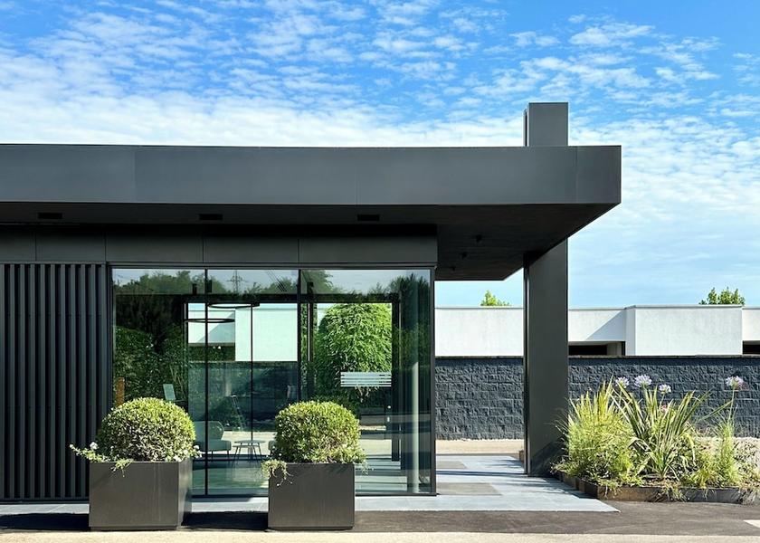 Lombardy Saronno Reception