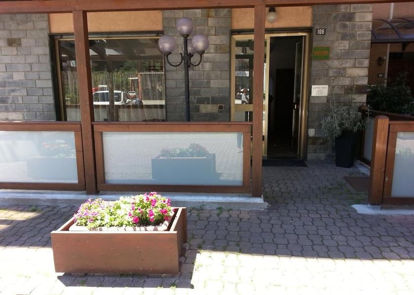 Valle d'Aosta Pont-Saint-Martin Exterior Detail