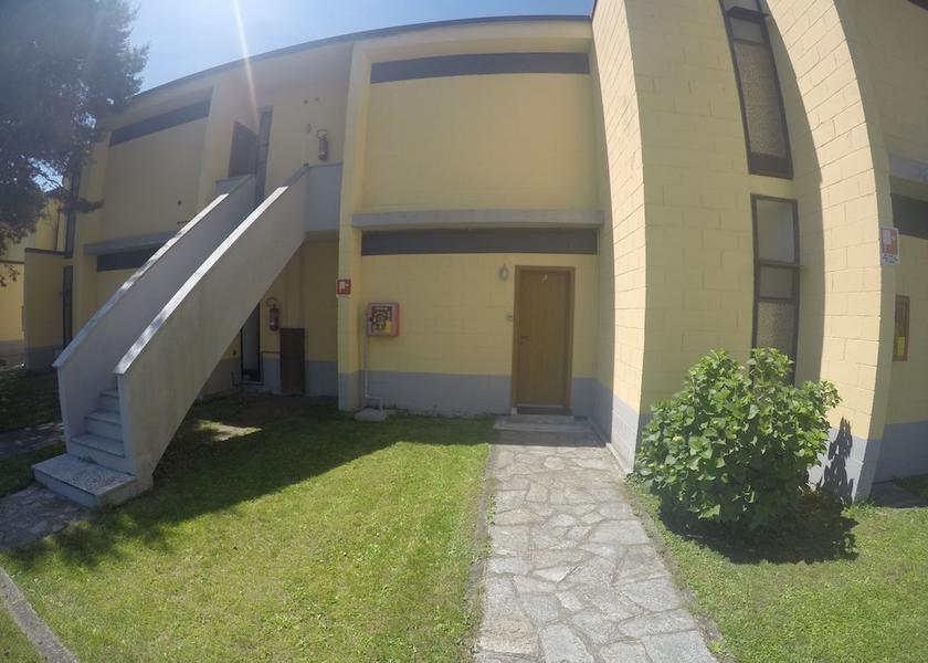 Lombardy Domaso Exterior Detail