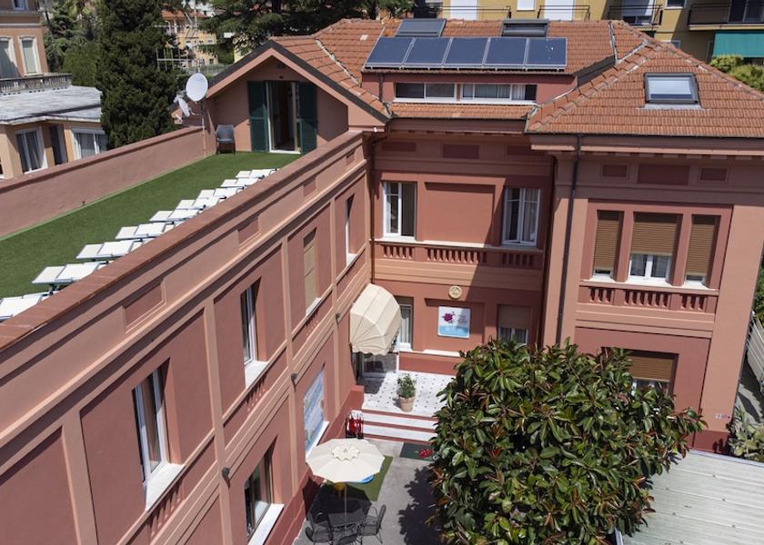 Liguria San Bartolomeo al Mare Front of property