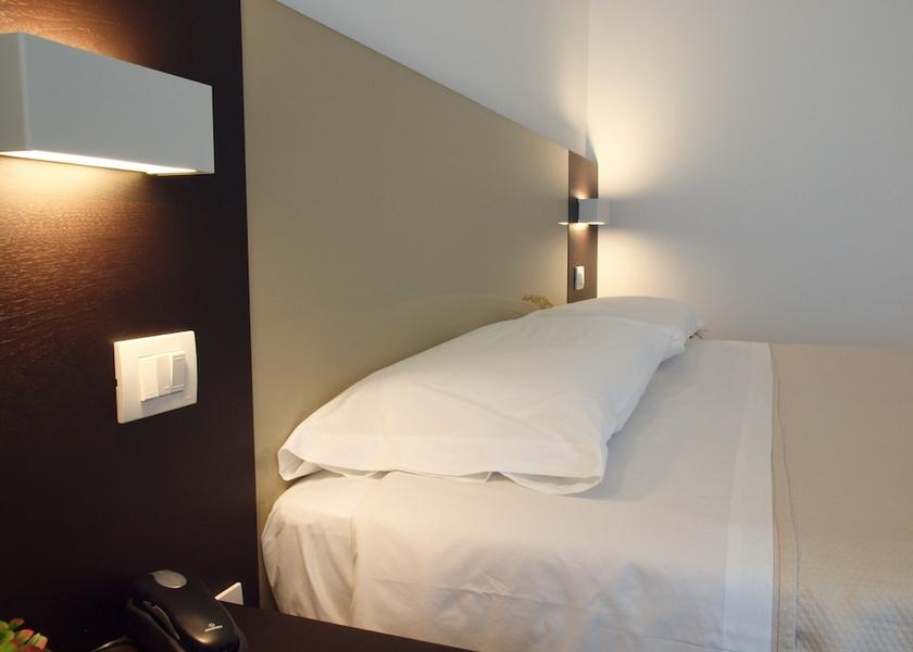 Sicily Vittoria Room