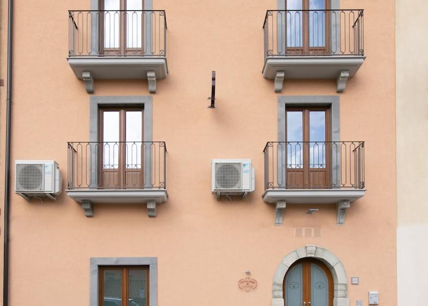 Sicily Nicosia Exterior Detail
