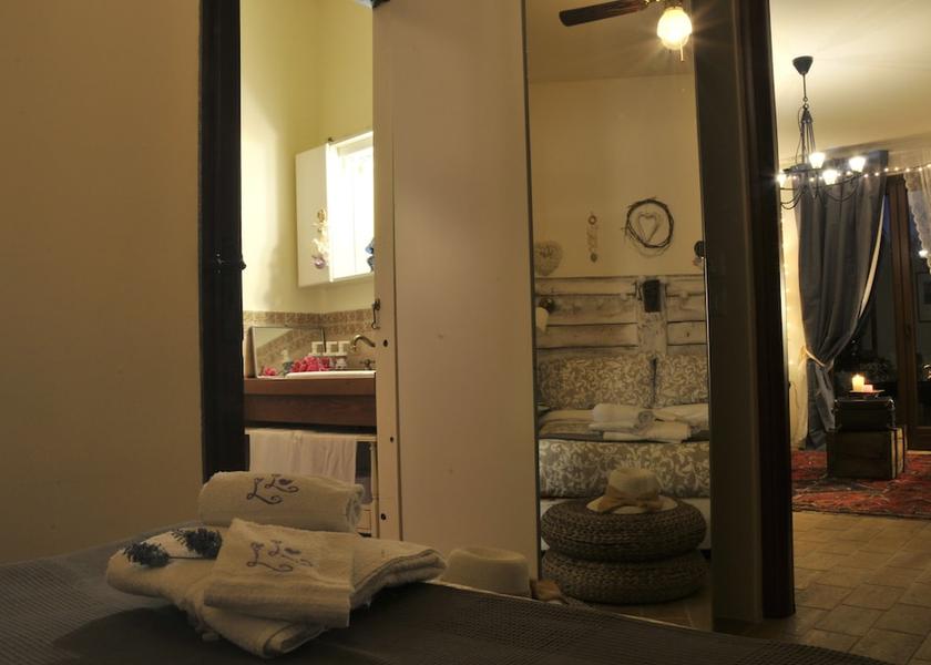 Emilia-Romagna San Clemente Room