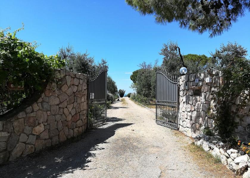 Lazio Itri Exterior Detail