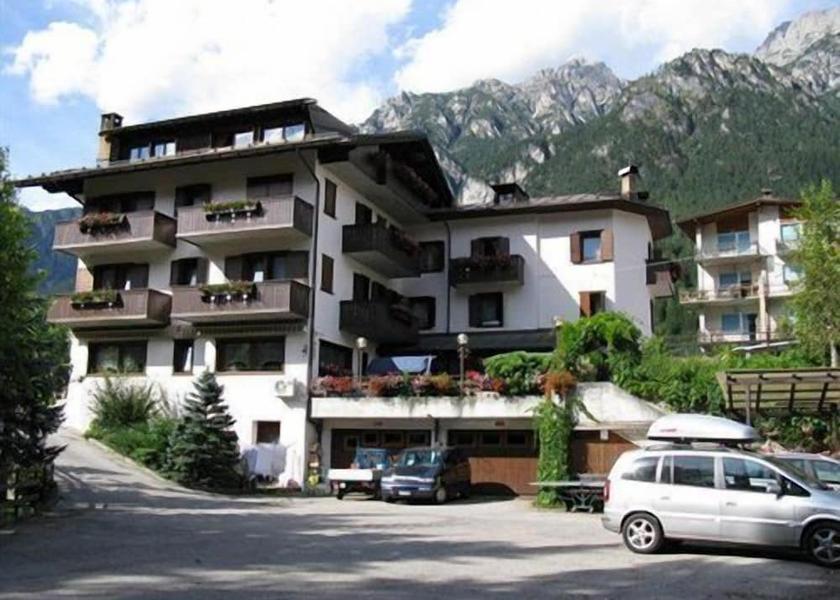 Veneto Auronzo di Cadore Exterior Detail