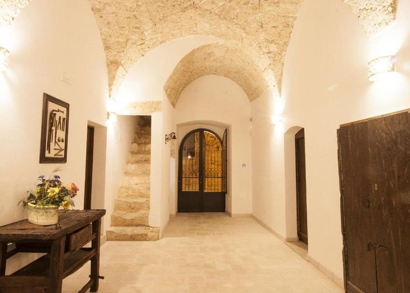 Puglia Racale Reception