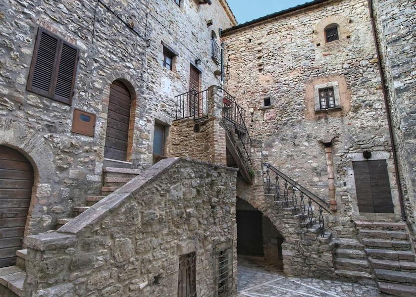 Umbria Gualdo Cattaneo Exterior Detail